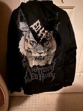 Ed Hardy Black and Gray Tiger Graphic Men's Sweater